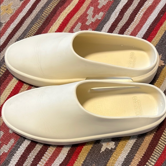 Fear of God rubber slides size 38 - Picture 1 of 6